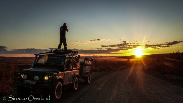 Road of Bones, Kolyma Highway, sunset, LAnd Rover, Defender, 90, overland, adventure